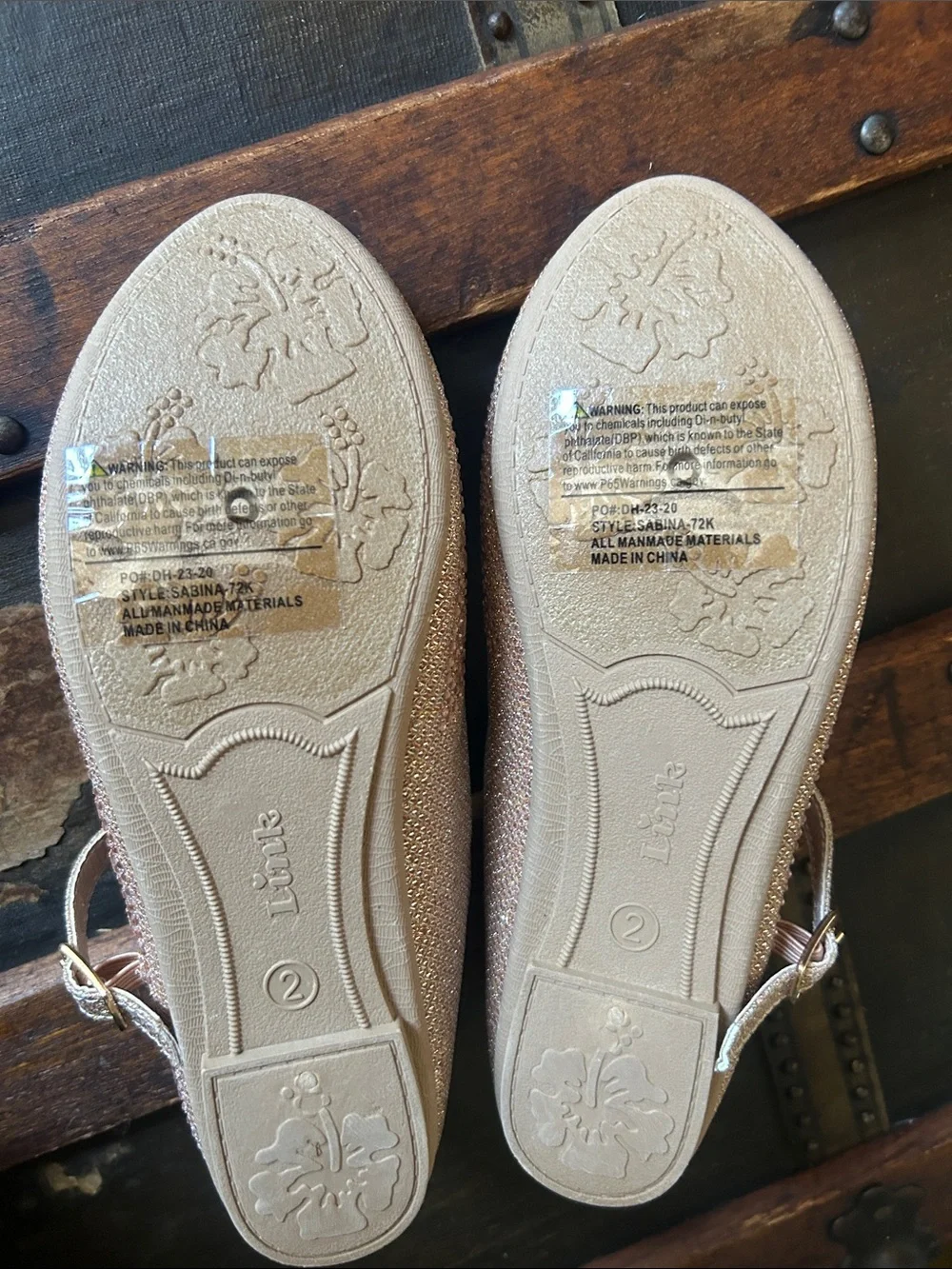 Link Kids Sparkle Mary Jane Flats in Rose Gold; kids size 2
